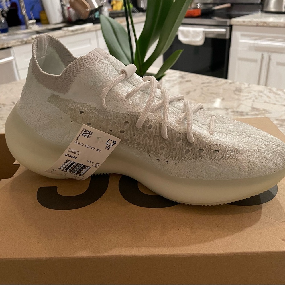NEW!! Adidas Yeezy Boost 380 Calcite Glow